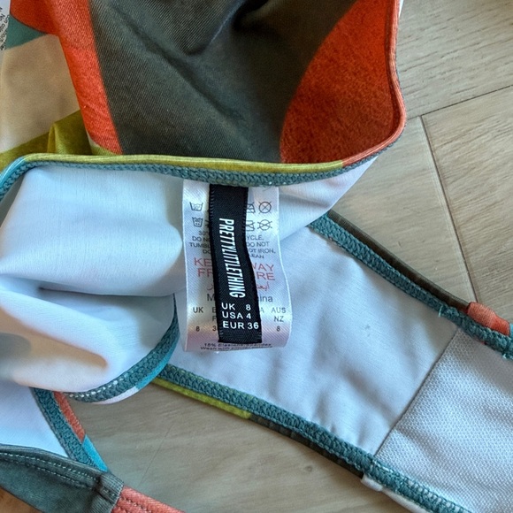 PrettyLittleThing Multicolor Bikini Set - Picture 4 of 5